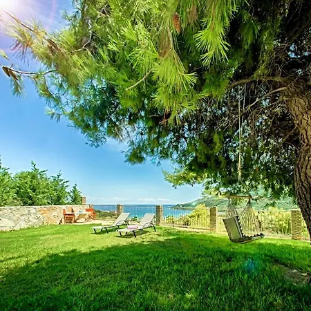 Tireda With Private Swimming Pool *