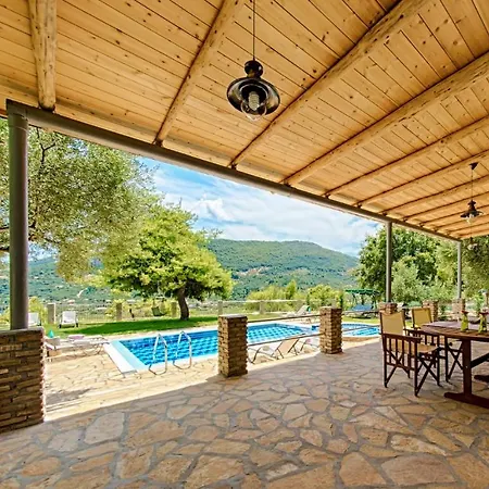 Tireda With Private Swimming Pool Villa Marathiás